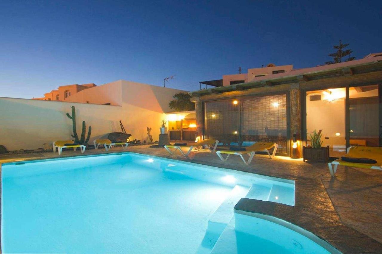 V Princesa Piscina Con Piscina Climatizada Y Bbq Puerto del Carmen  Extérieur photo
