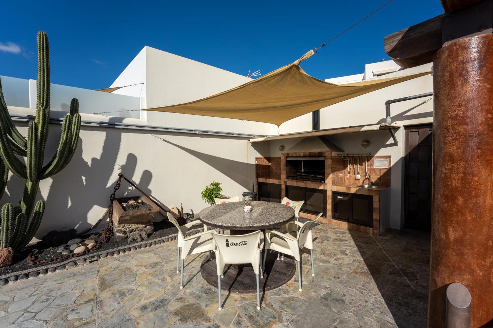 V Princesa Piscina Con Piscina Climatizada Y Bbq Puerto del Carmen  Extérieur photo
